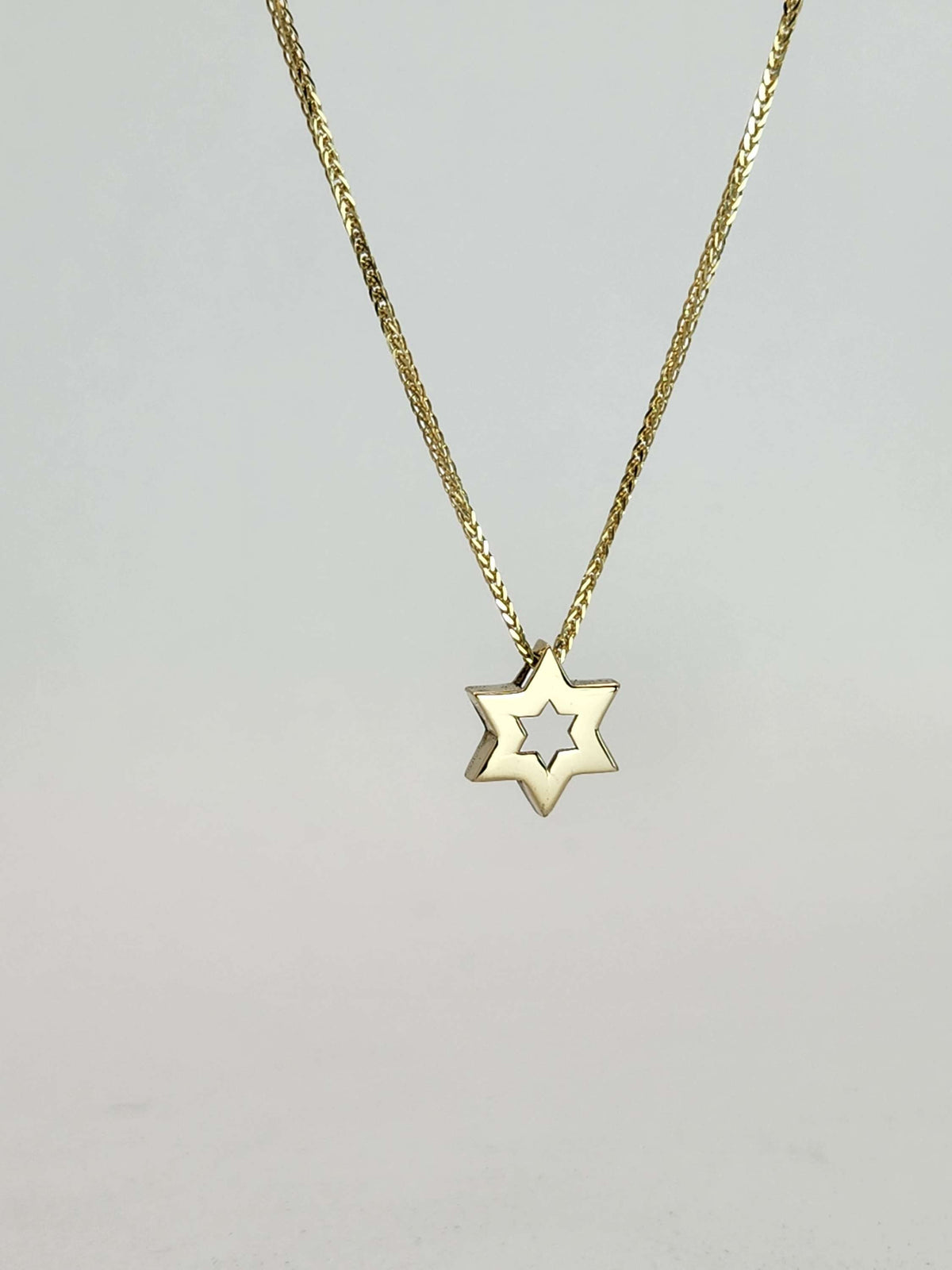שרשראות מגן דוד 14k