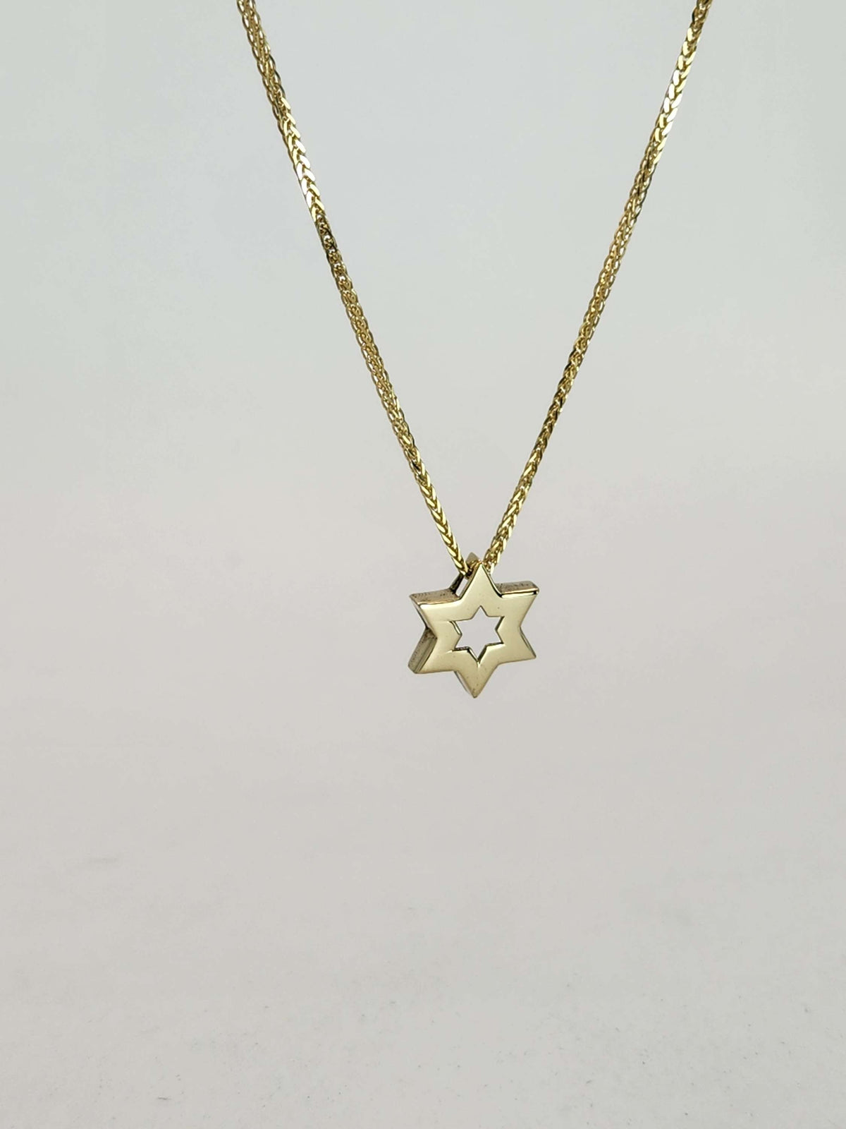 שרשראות מגן דוד 14k