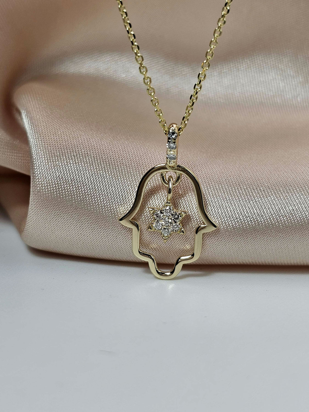 Midum diamond hamsa star david in 14k gold