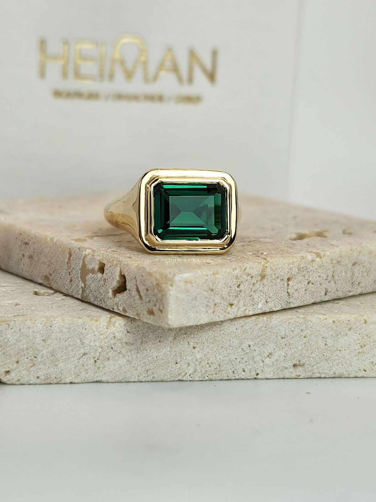 Emerald pinky ring 14k gold