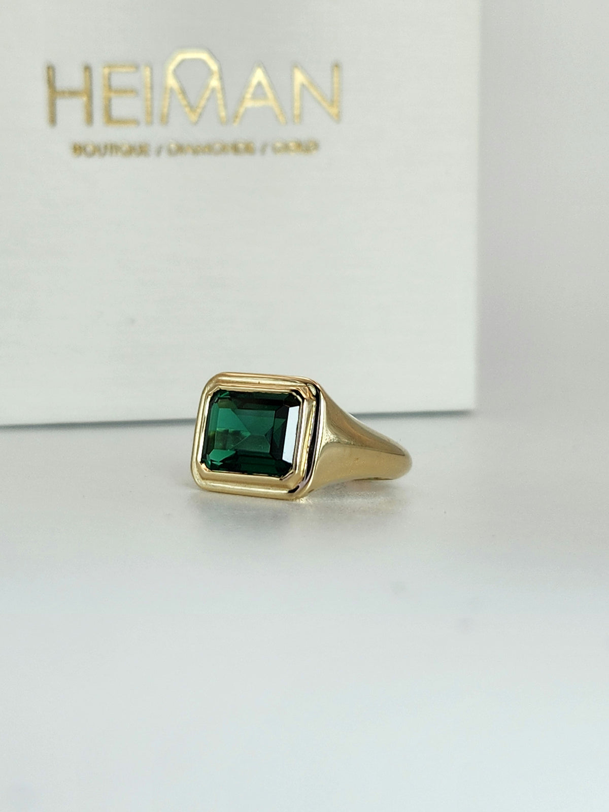 Emerald pinky ring 14k gold