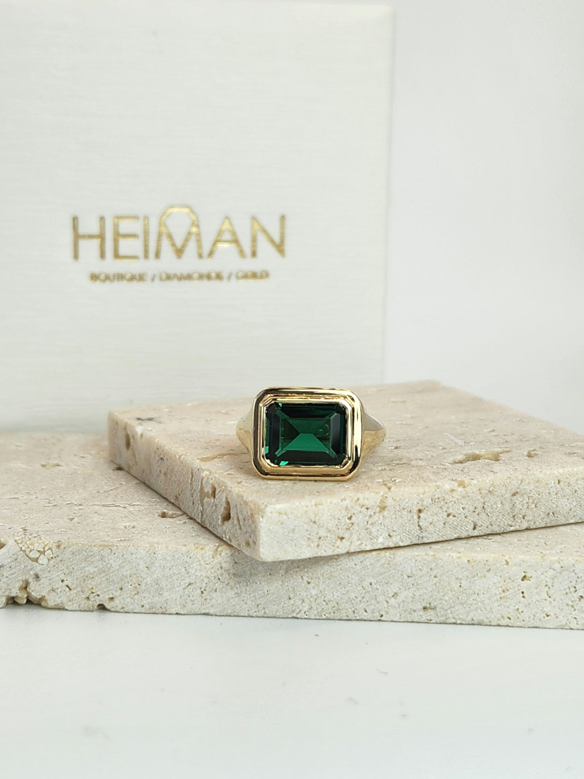 Emerald pinky ring 14k gold