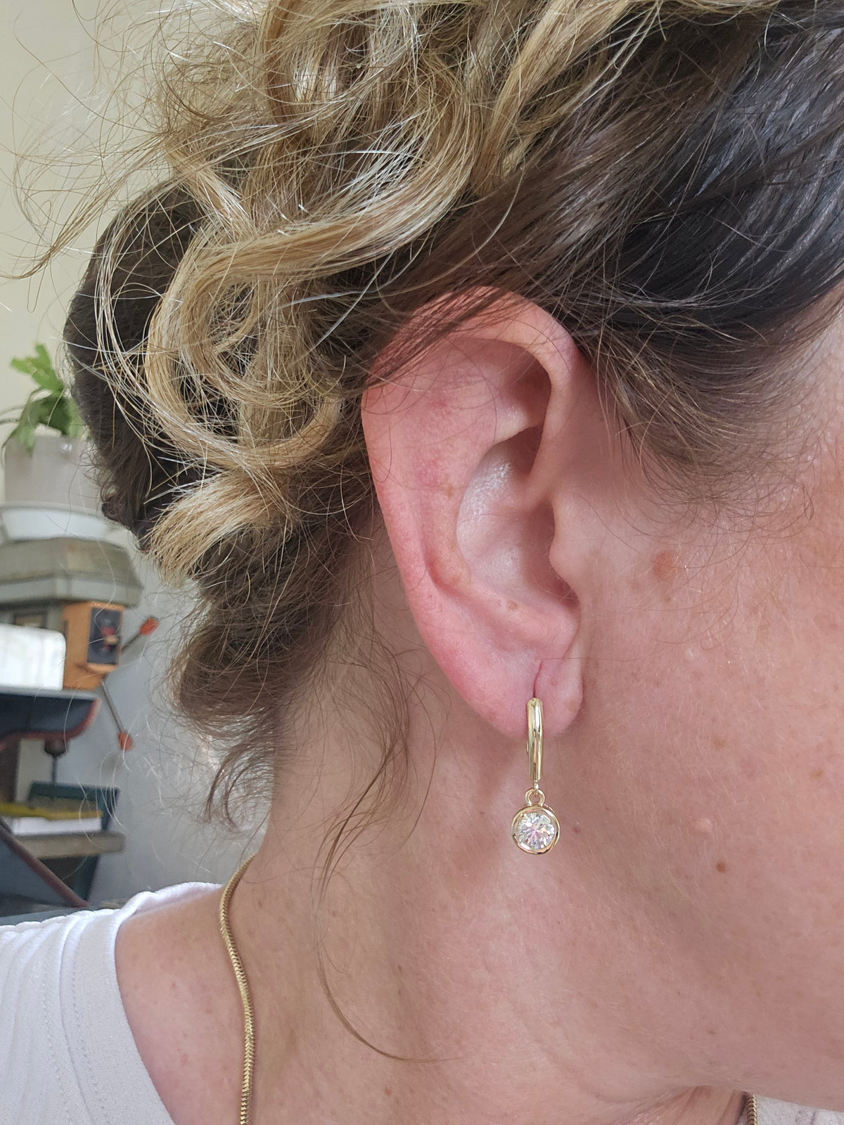Dangle lab diamonds earrings in 14k gold
