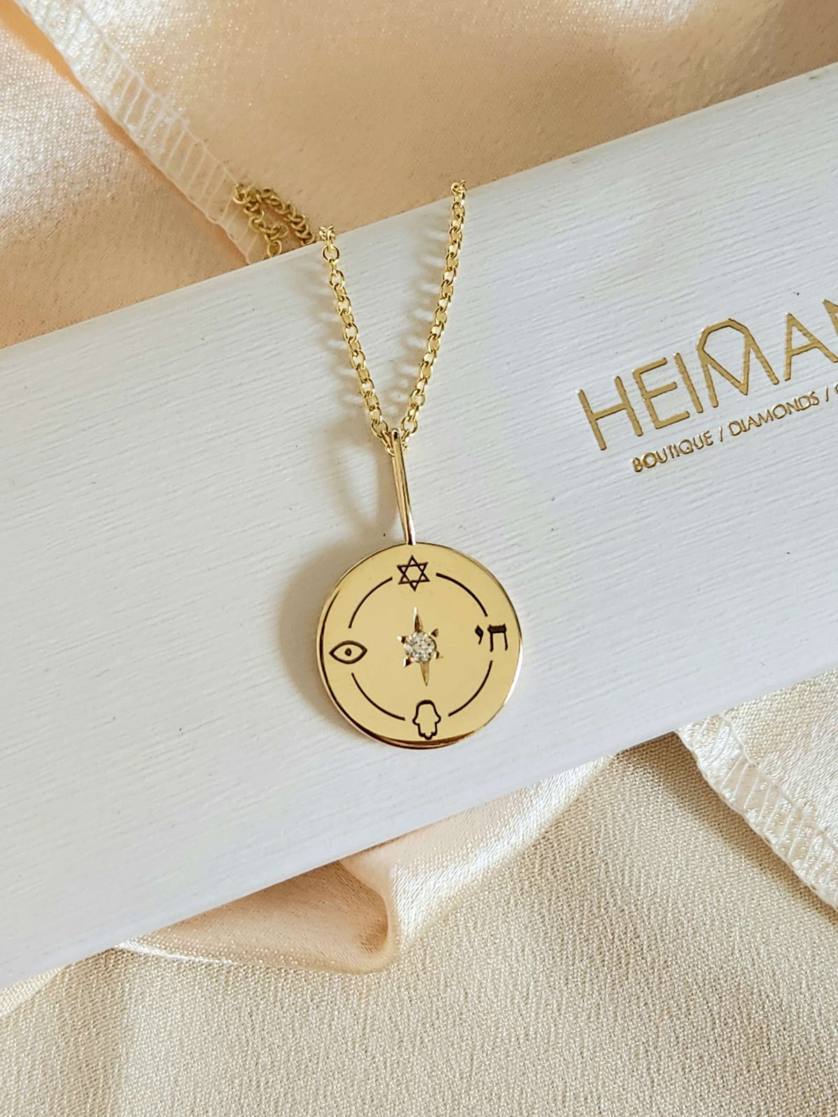 The "Jewish compas" only the pendant 14k