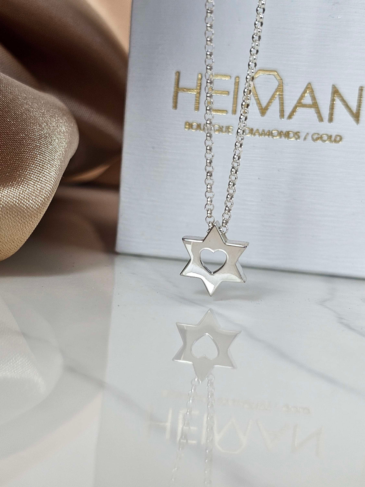 מגן דוד לב כסף 925 10 מ"מ בגודל בינוני
