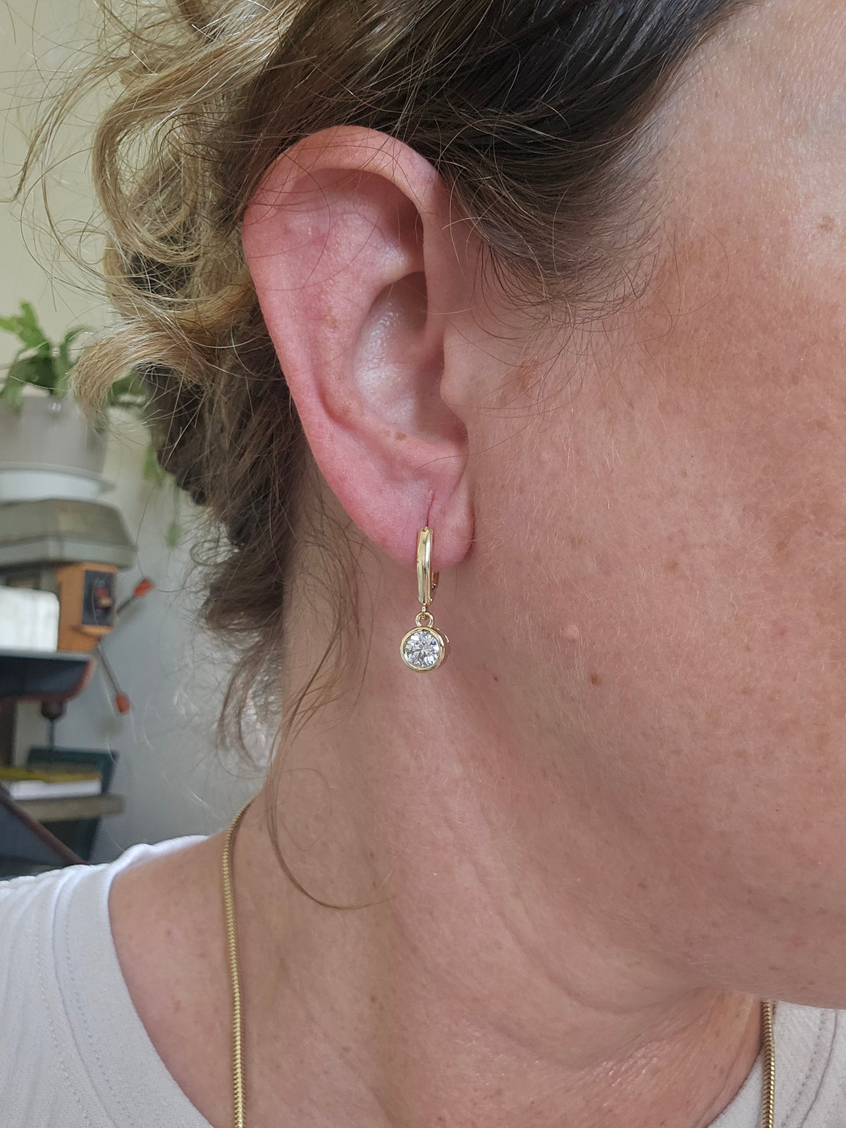 Dangle lab diamonds earrings in 14k gold
