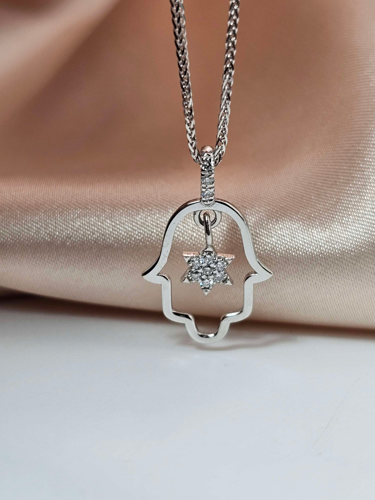Midum diamond hamsa star david in 14k gold