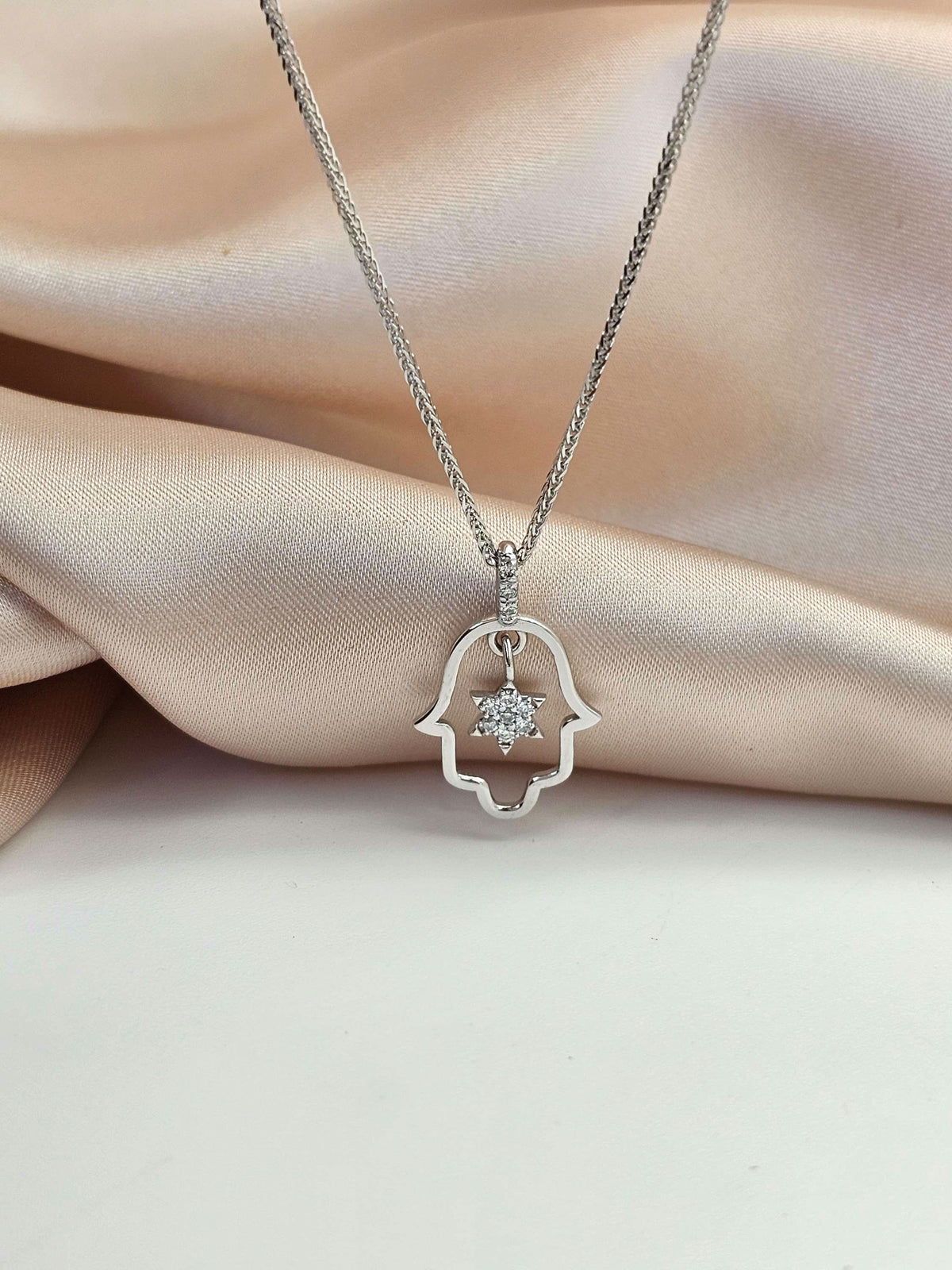 Midum diamond hamsa star david in 14k gold