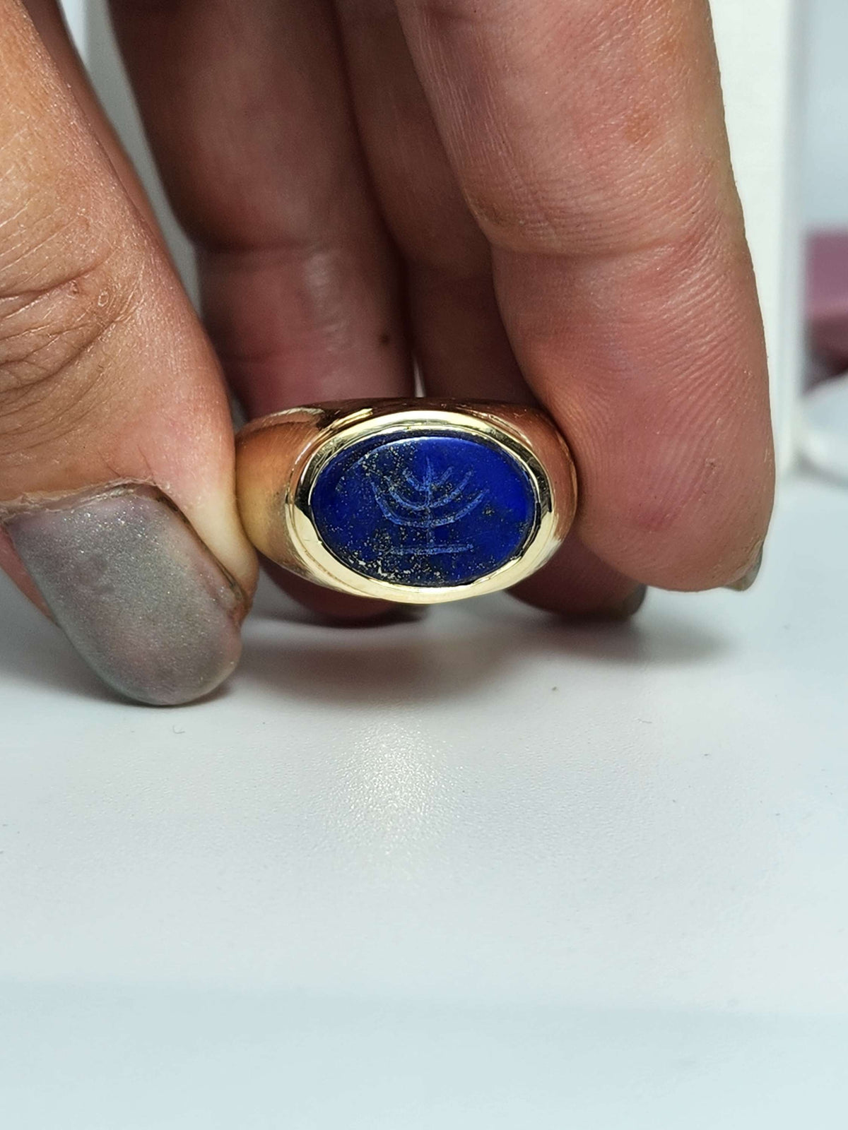 Zack ring 14k gold solid ancient look, set with natural Lapis lazuly engraved
