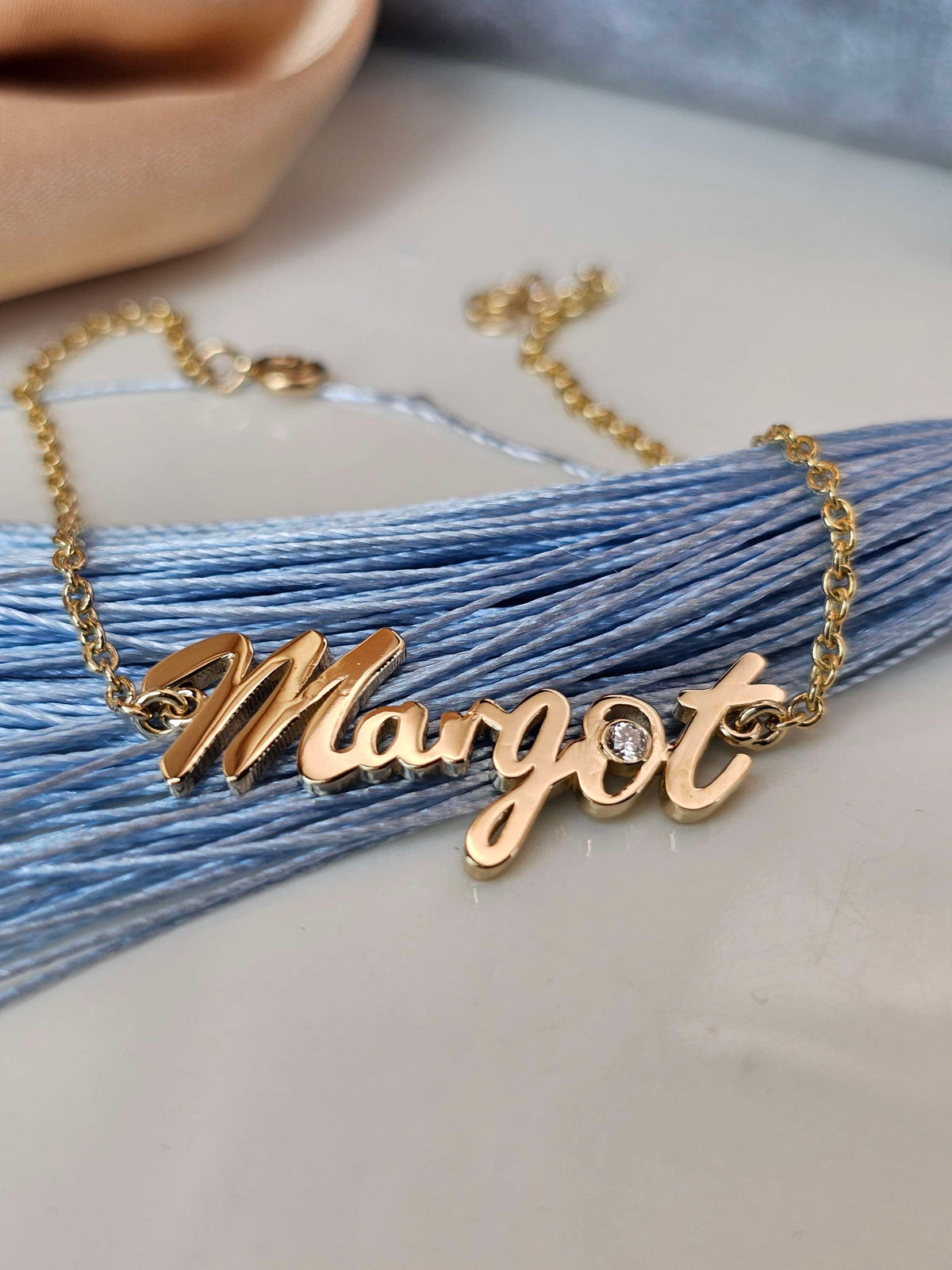צמיד שם עם יהלום, זהב 14k משובץ עם יהלום טבעי. Name bracelet 14k gold, diamond
