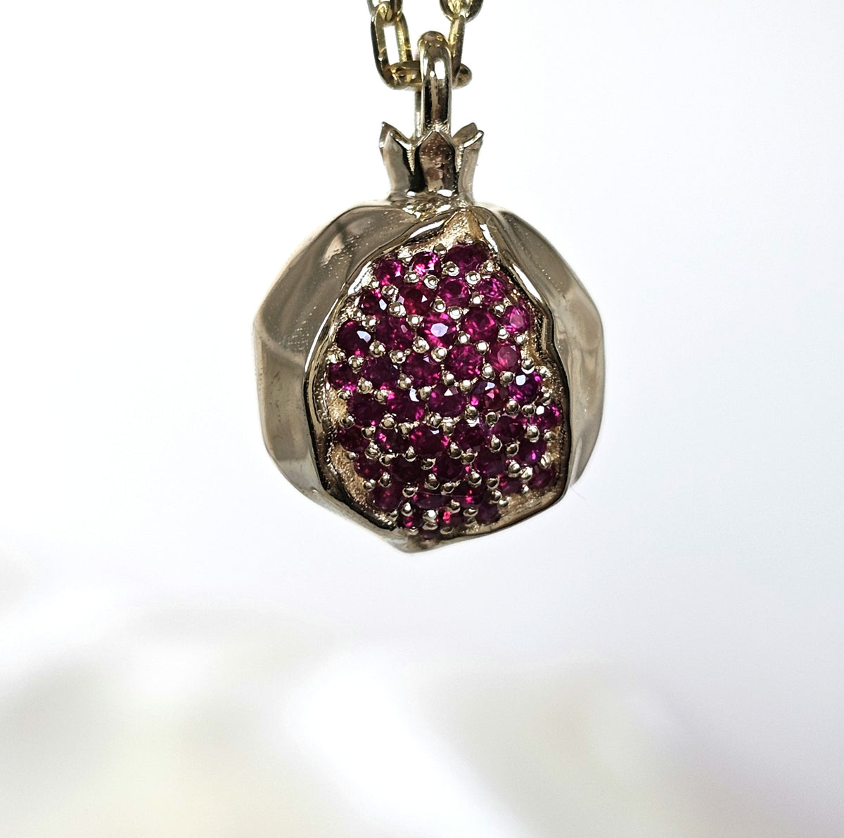 Medium pomegranate pendant, 14k gold and ruby's, just pendant without the chain.