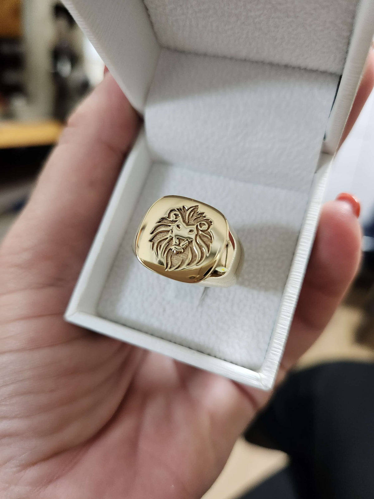 טבעת ליאו חותם אריה זהב 18k