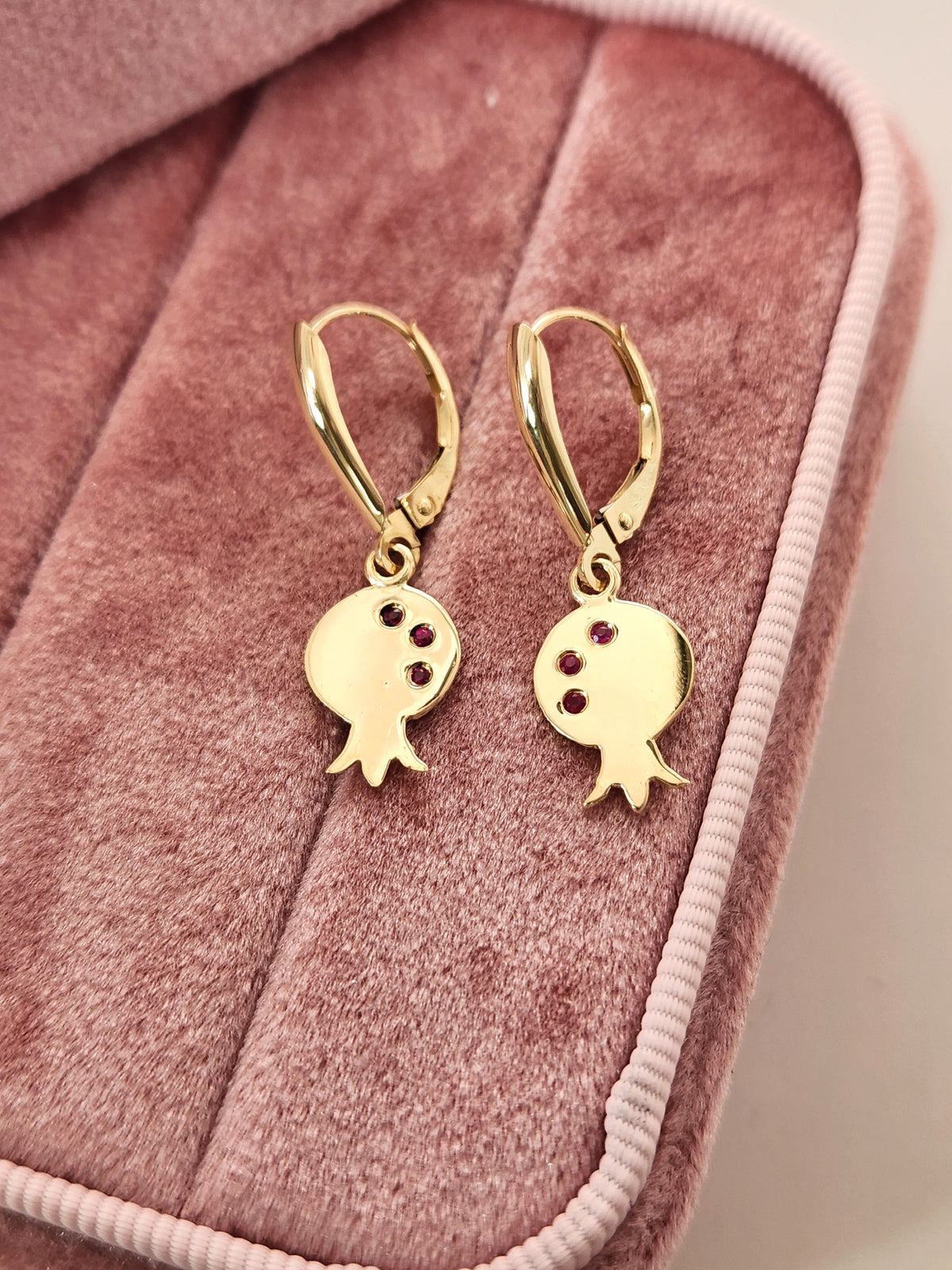 Pomegranate earrings 14k gold set with natural ruby's