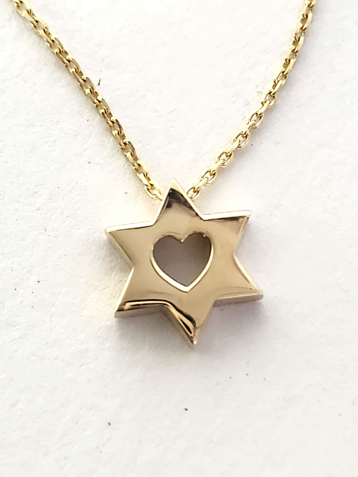 מגן דוד עם לב גודל בינוני זהב צהוב 14k