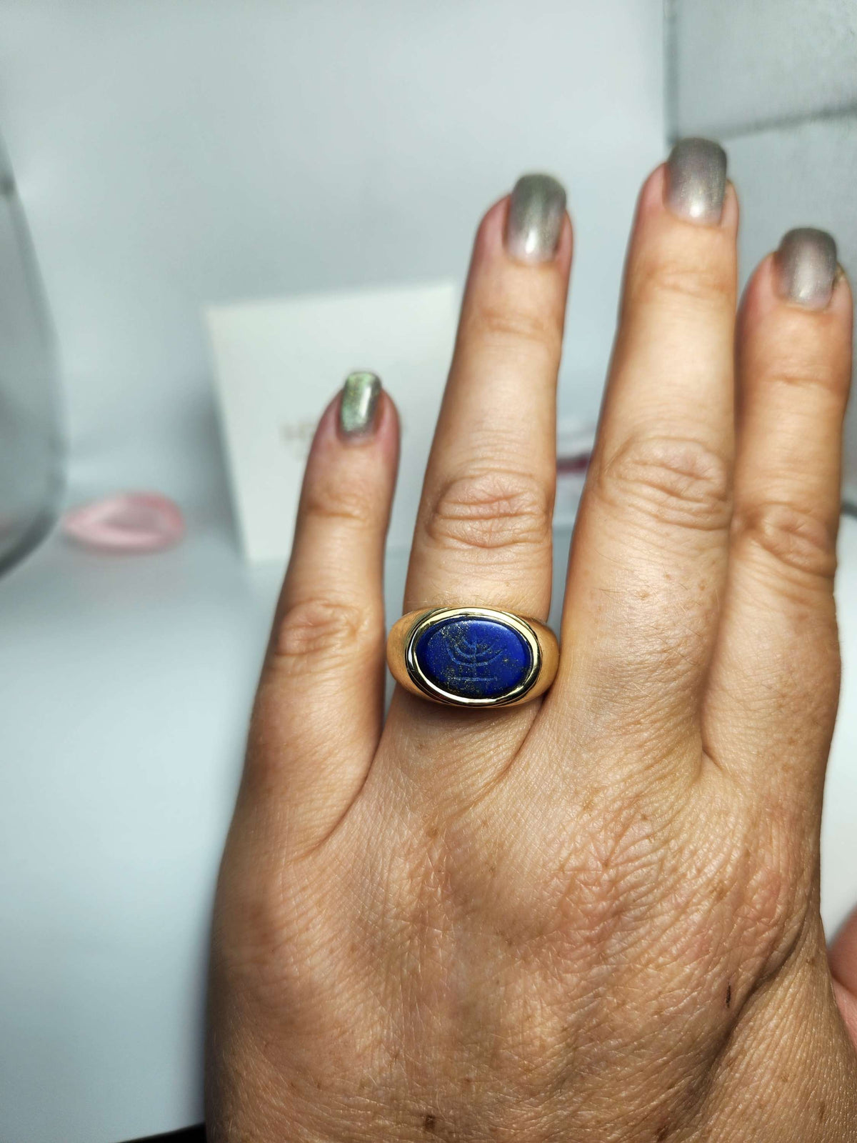 Zack ring 14k gold solid ancient look, set with natural Lapis lazuly engraved