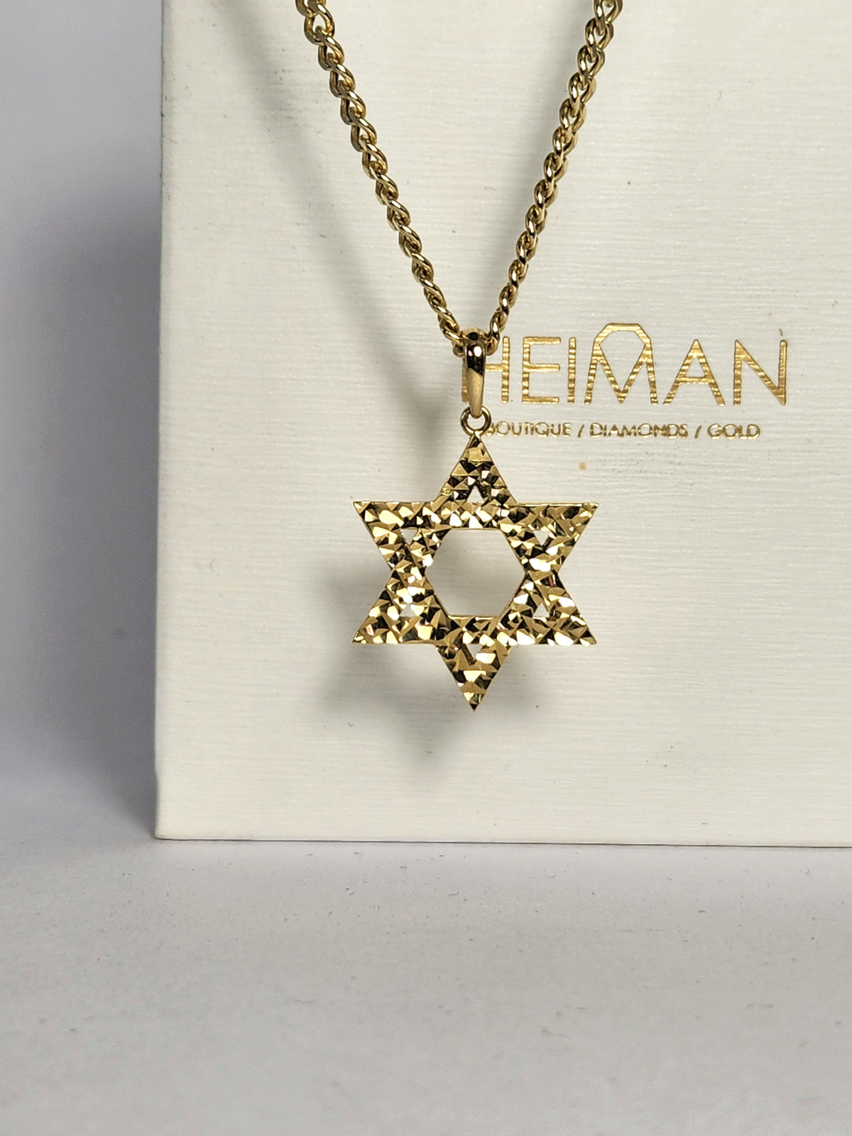 מגן דוד גדול מבריק על שרשרת זהב מלאה רחבה באורך 50 ס"מ Large Star David necklace