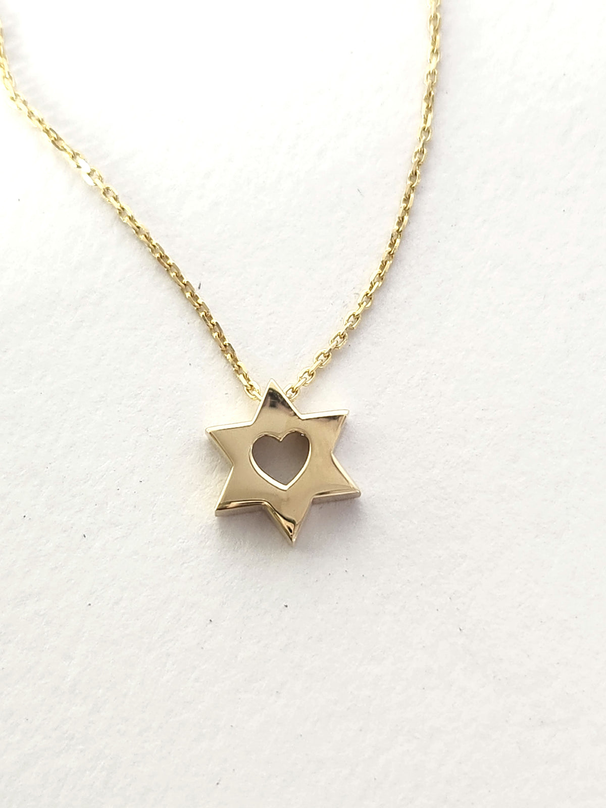 מגן דוד עם לב גודל בינוני זהב צהוב 14k