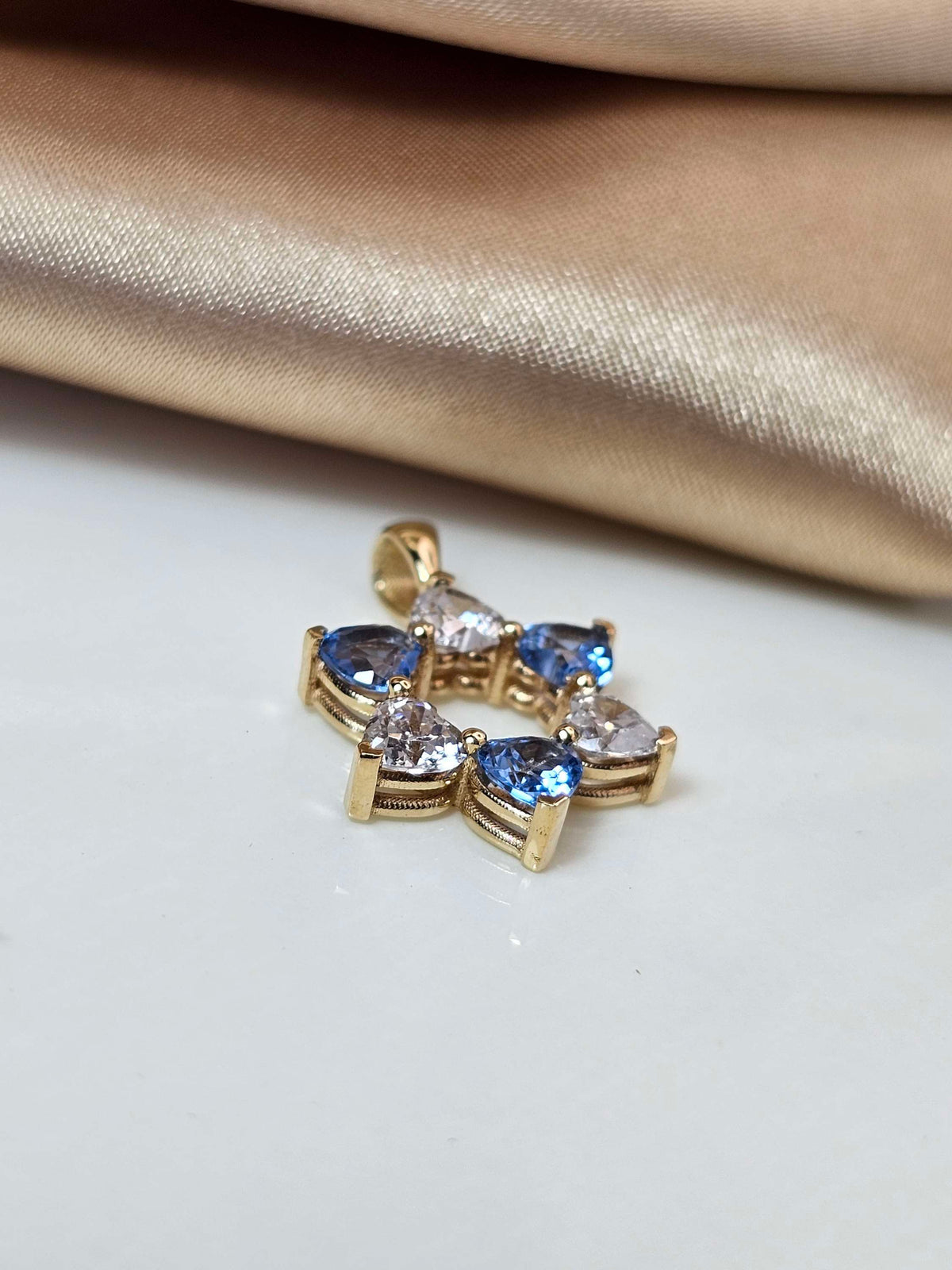 "David in Love " 14k gold heart shaped cz just pendant without a necklace